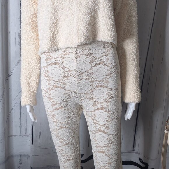 JOYFOLIE Abril Lace Wide Flare Pants in Cream MEDIUM NWOT - Picture 3 of 10